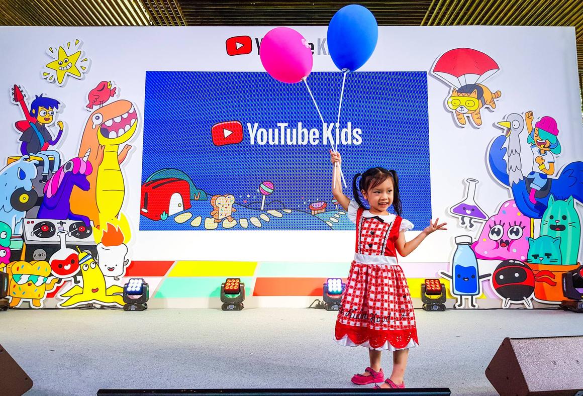 Sind YouTube-Vlogger vom Verbot, Kinderinhalte zu monetarisieren, bedroht?