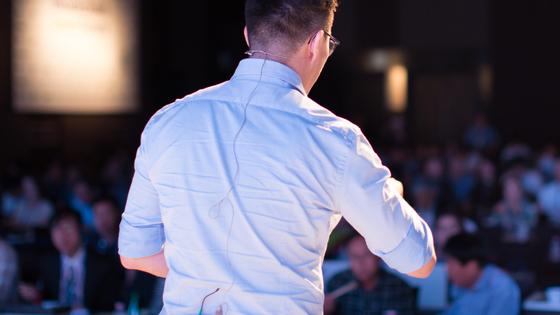 Unter anderem Blickwinkel: Tipps für Lektoren, Moderatoren und Speaker